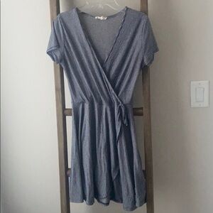 Wrap tie dress, v neck, striped